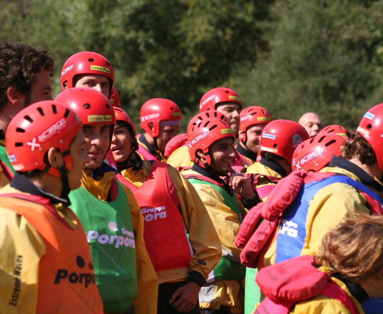 Rafting Classic, with Extreme Waves - Getting fitted for the Noce River