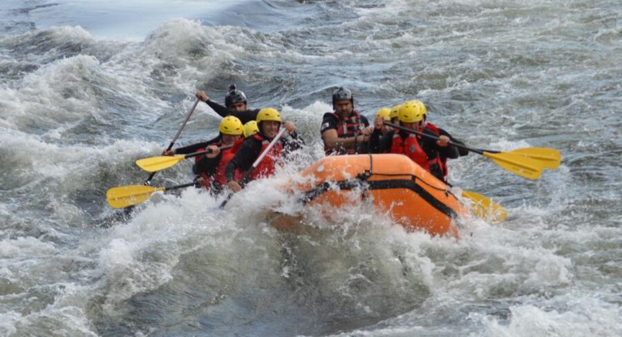 Rafting em Melgaço, Rio Minho - Two hours on the Minho River