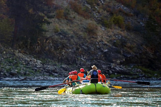 Rafting Experience in Hagerman on the Snake River - Guides Who Make New Rafters Feel Safe