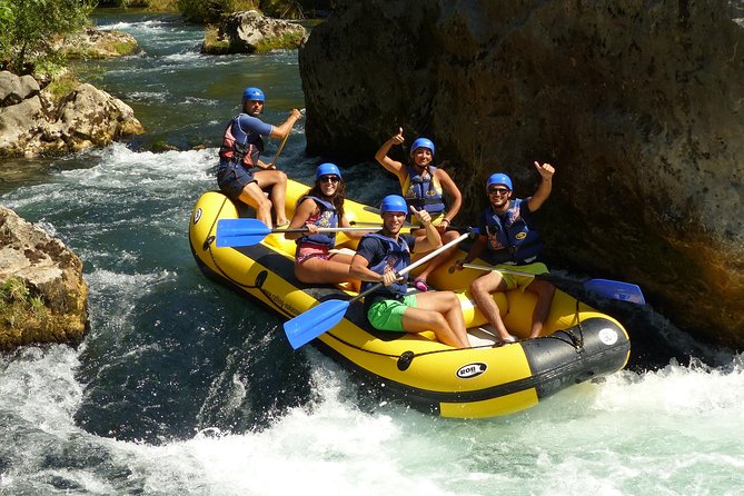 Rafting Experience in the Canyon of the River Cetina - The first paddle through the canyon