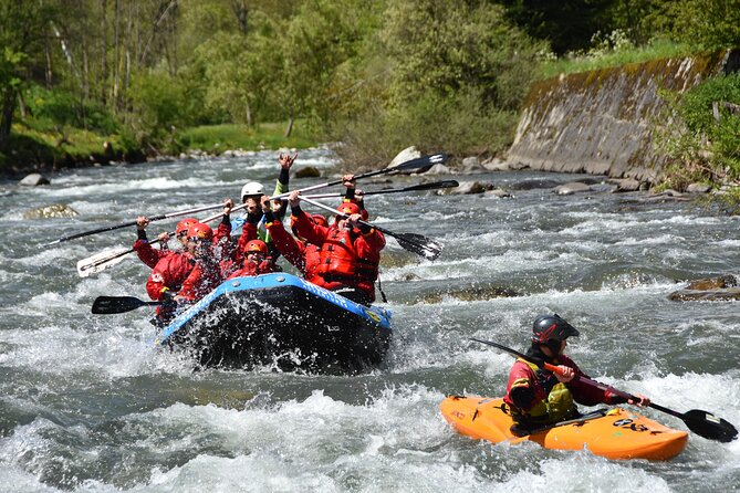 Rafting Family - Safety, instruction, and the guide’s role