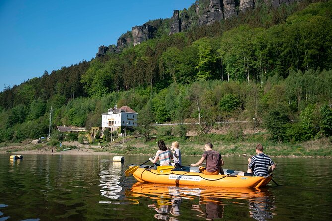 Rafting from Děčín to Bad Schandau and back on bikes - Děčín’s first views: Chateau and Shepherd’s Wall