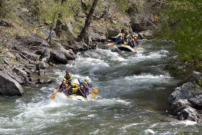 Rafting Llavorsi-Sort, 18km, 9.30 am - The Sort Dam drop and changing water conditions