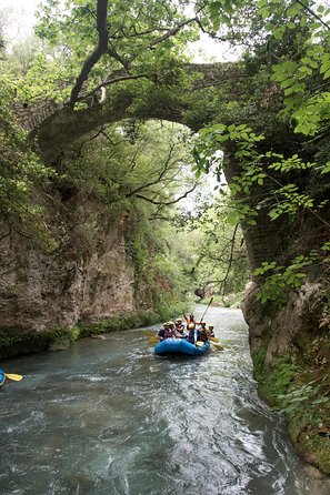 Rafting Lousios river - Who will enjoy this most
