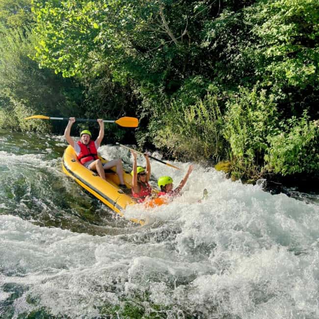 Rafting on Cetina River - Standard Route - Split, Omiš - The first kilometers: calm water and time to learn