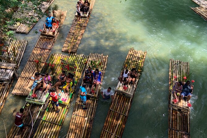 Rafting on the Martha Brae - What happens at Martha Brae