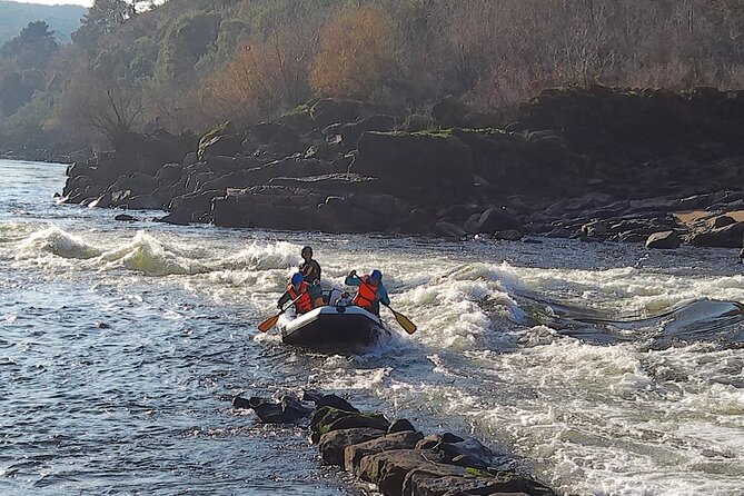 Rafting on the River Minho in Melgaço - Meeting the Minho at Ruta Aventura