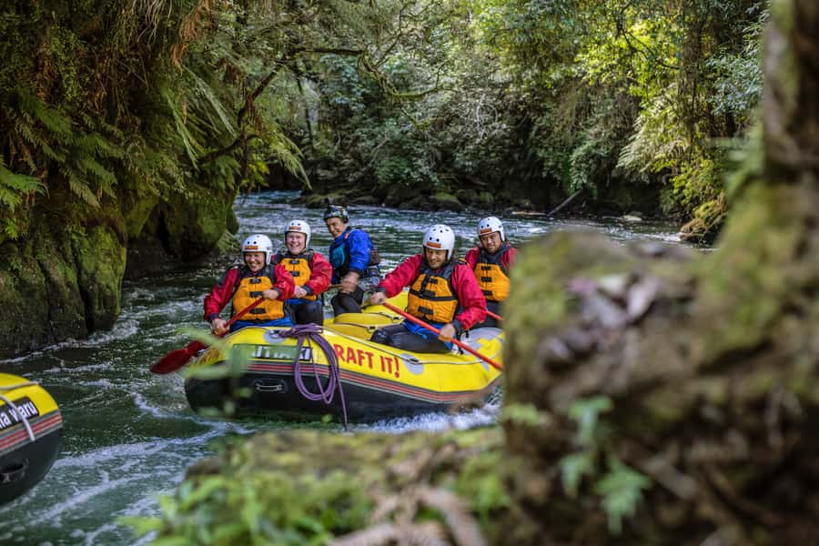 Rafting Rotorua: Kaituna River White Water Experience - The big moment at Tutea Falls