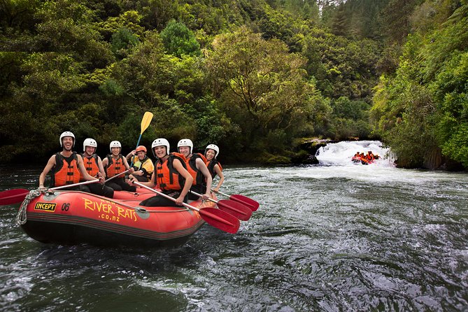 Rangitaiki River White Water Rafting from Rotorua - The flat-water break halfway through