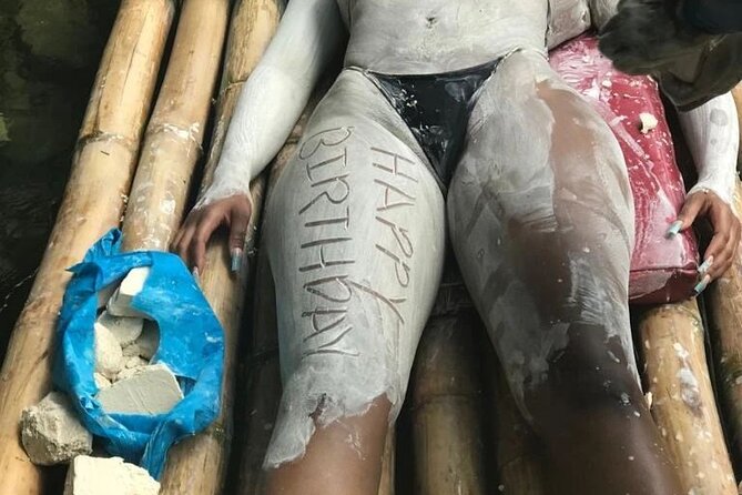 Relaxing bamboo rafting with foot massage - The limestone foot rub during the ride