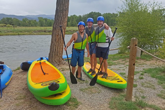 Rentals: 1-Day Raft Accessories (PFD | Helmet | Splash Jacket) 1 person - Key points to know before pickup