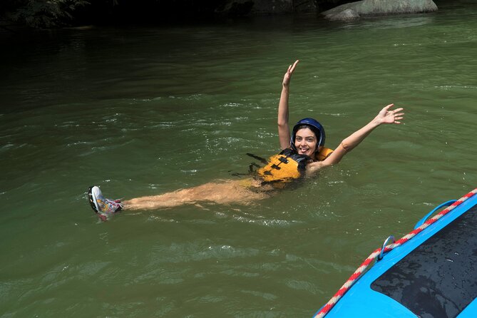 Rio Verde Day Trip - Rafting Medellín - Four hours on a jungle river