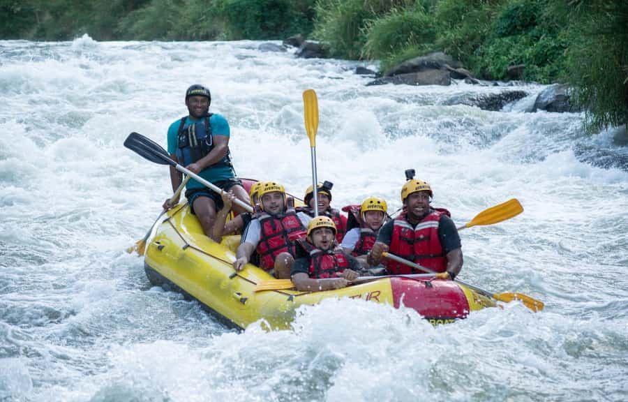 Rio: White Water Rafting Adventure tour in Rio de Janeiro - What the 7-kilometer river run feels like