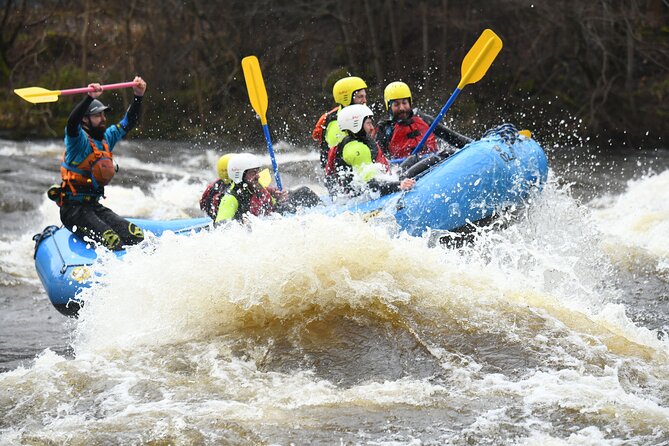 River Tay White Water Rafting - The safety briefing and first paddle strokes