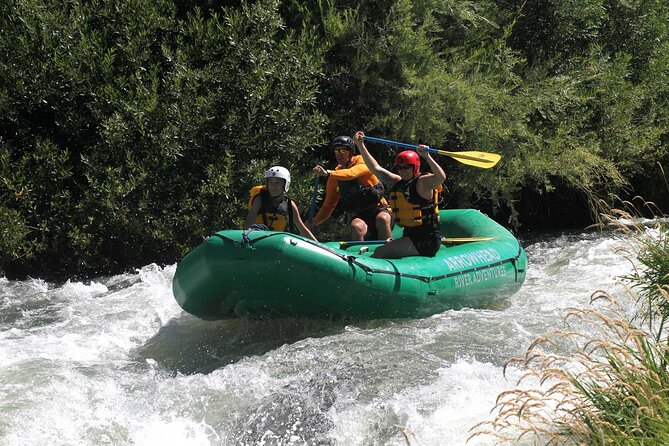 Rogue River Half Day Whitewater Trip Nugget Falls - Gold Hill Sports Park to the Rogue River