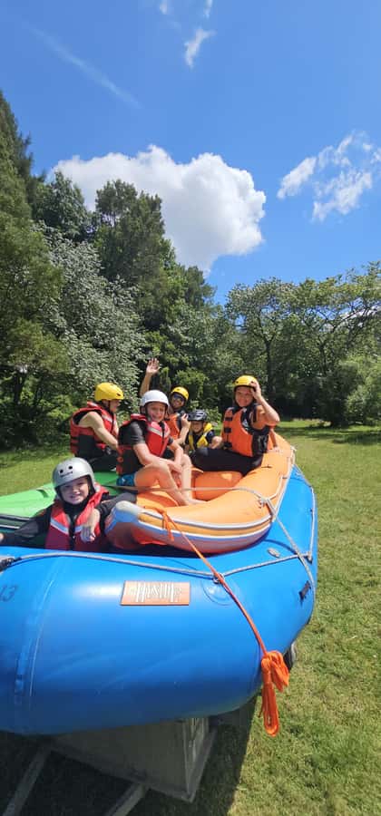 Rotorua: Tarawera River Raft and Kayak Adventure - Who should book this river adventure?