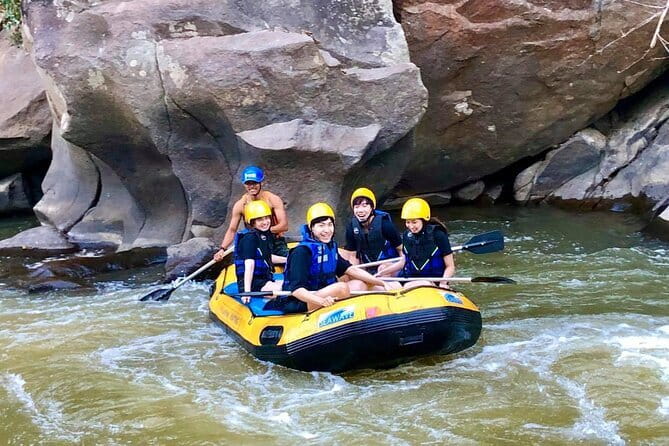 Safety whitewater rafting in Chiangmai by Khampan Rafting - Photos, videos, and the wet-weather reality
