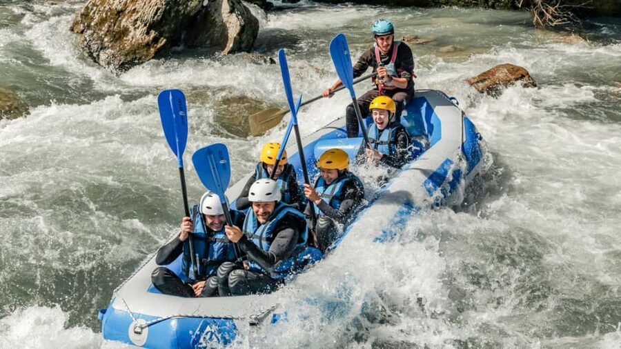 Samoëns: Whitewater Rafting Tour in the French Alps - Meeting the river at 773 Route de Samoëns