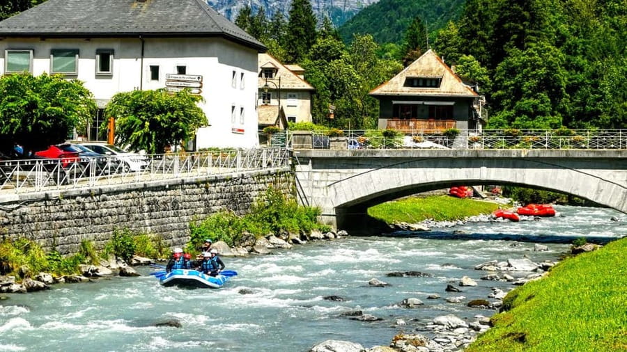 Samoëns: Whitewater Rafting Tour in the French Alps - Timing, transfers, and what 150 minutes really means