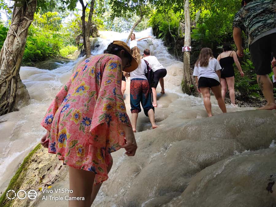 Sticky waterfalls- Elephants- Bamboo or White water rafting. - Rafting on Chiang Mai’s river