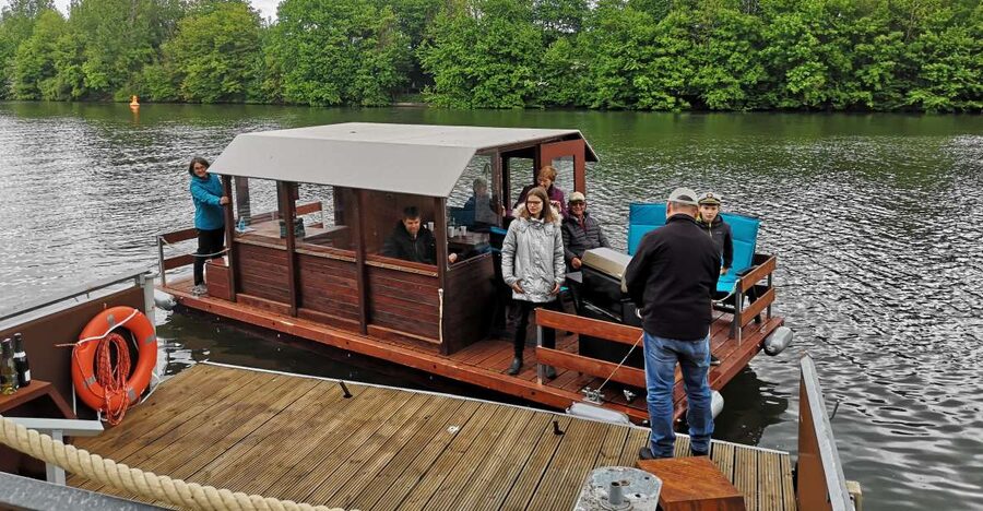 Stuttgart: Exclusive Raft Boat Rental - Should You Book the Stuttgart Raft Boat?