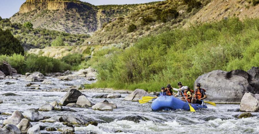 Taos: Rio Grande Racecourse Whitewater Adventure - Meeting at Far Flung Riverside