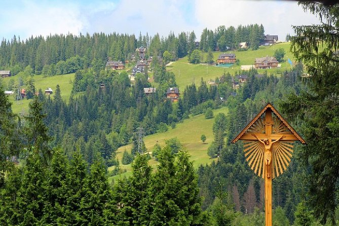 Tatra Mountains Zakopane and Panoramic Dunajec River Rafting - Riding the Gubalowka funicular