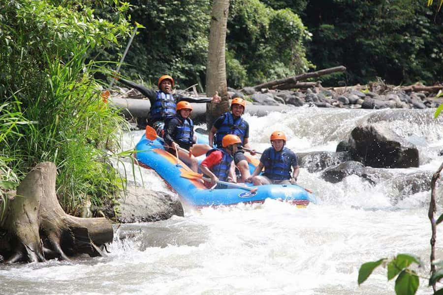 Telaga Waja: White Water Rafting with Lunch - How the transport and group setup affects the day