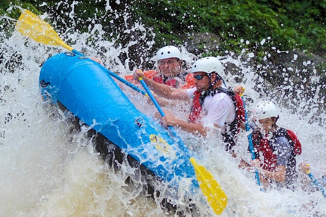 The Best Whitewater Rafting - Meeting the guide and learning the basics
