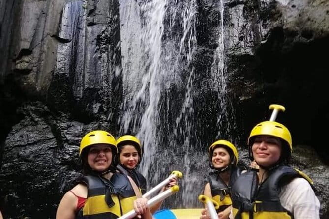 Ubud Ayung River Rafting with Meeting Point or Pickup - What the Ayung River outing is really like