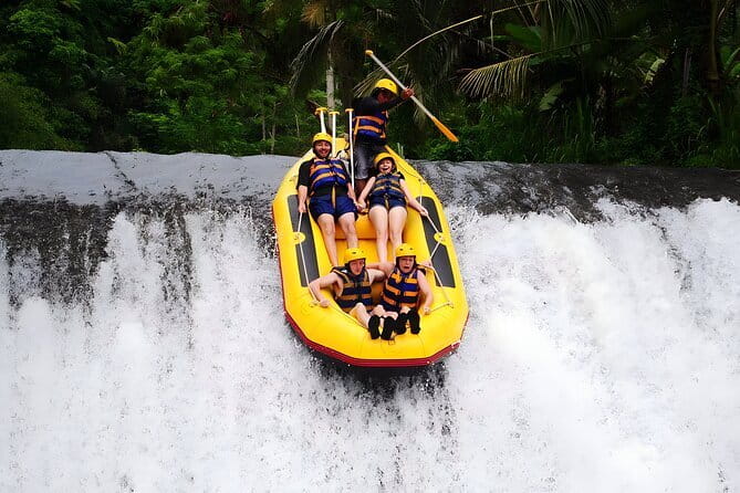 Ubud Jungle Swing and Water Rafting with Lunch Transport - What the $75 price really covers
