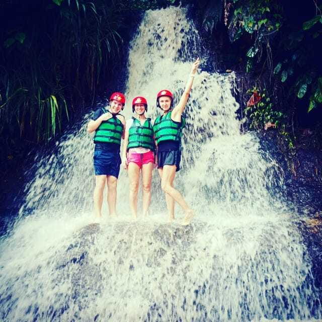 Ubud River : All Inclusive Rafting Adventure - Stone carvings give the river a cultural layer