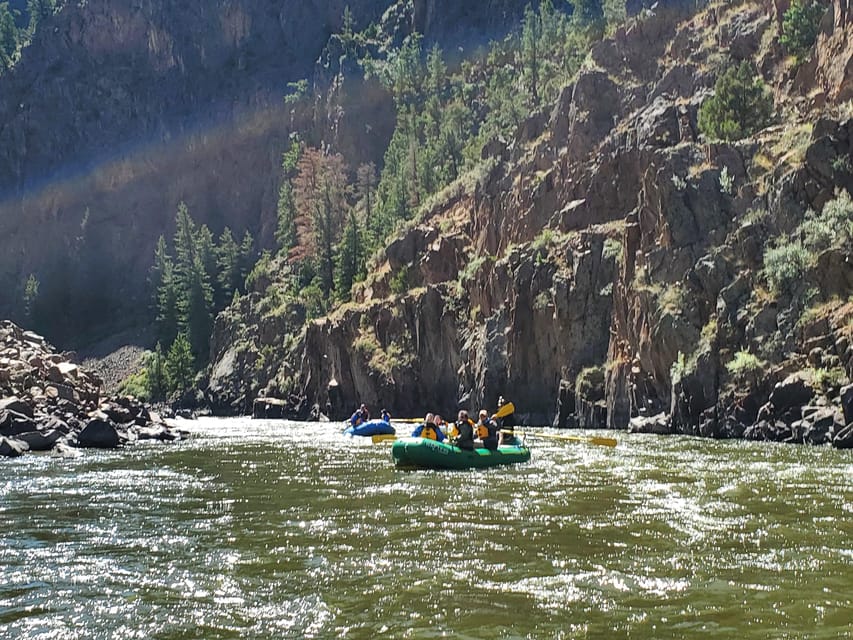 Vail CO: Family-Friendly Colorado River White Water Raft - The 15-minute shuttle to the river