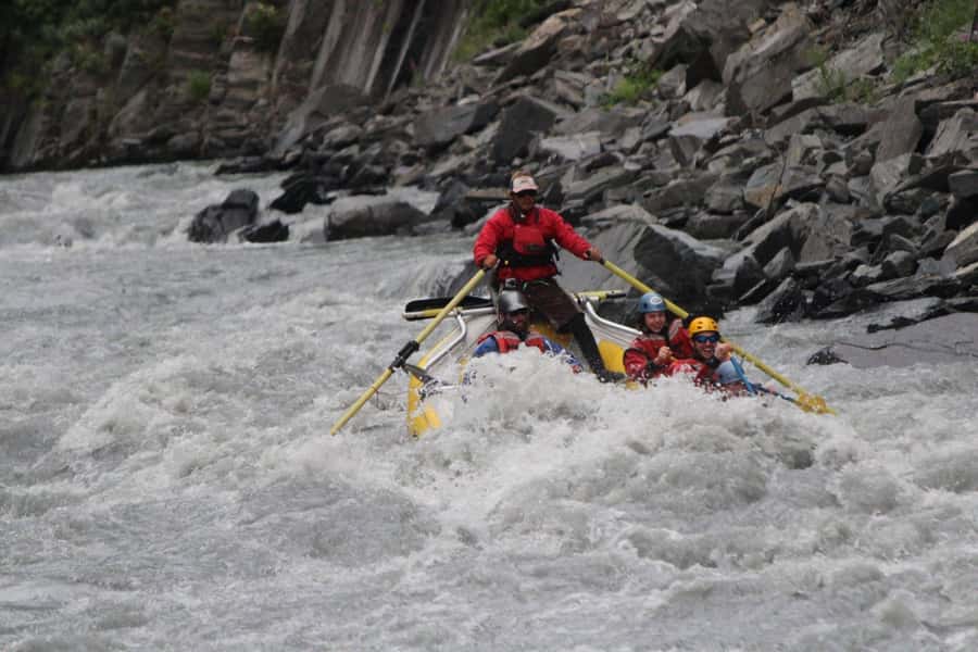 Valdez: Keystone Canyon Whitewater Rafting Trip - Why Keystone Canyon makes a good rafting setting