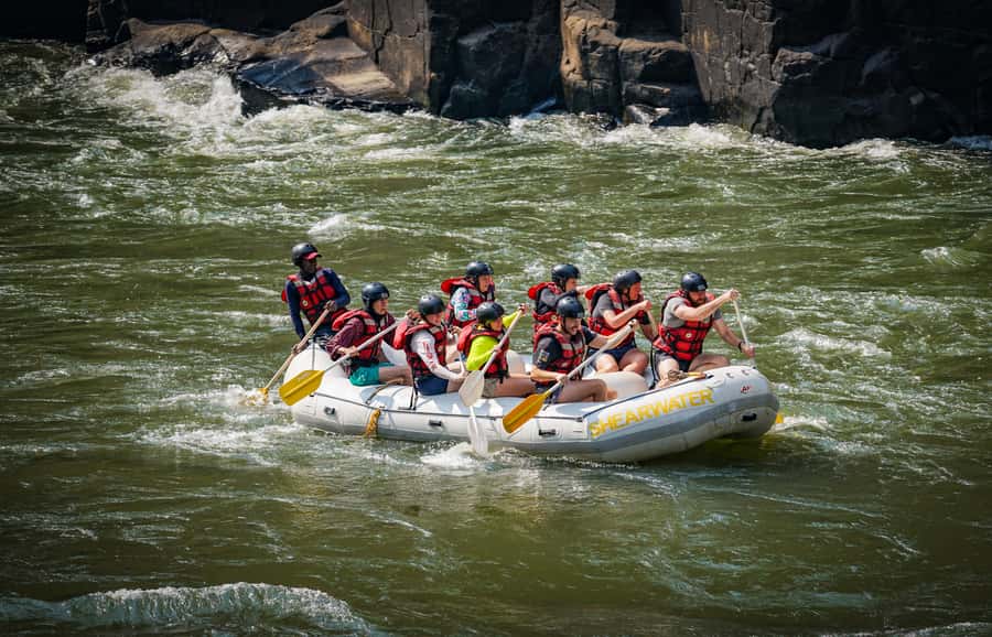 Victoria Falls: Whitewater Rafting Experience - Why low water makes the Zambezi more exciting