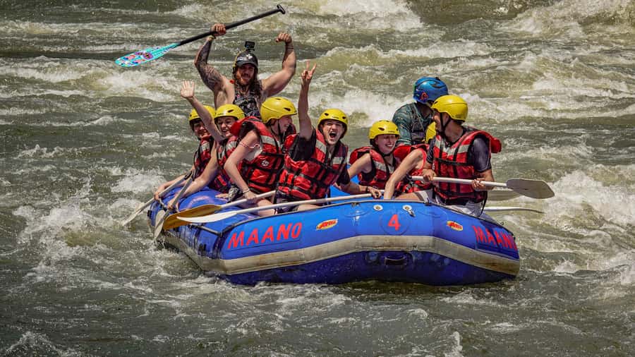Victoria Falls: Zambezi Half-Day Rafting - From Livingstone or Victoria Falls to the Batoka Gorge