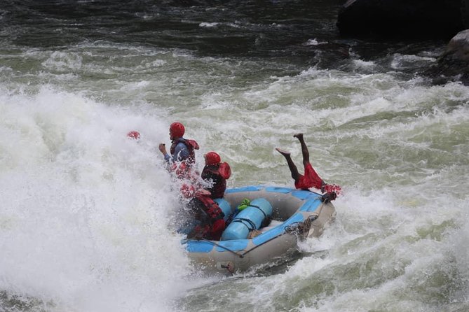 White Water Rafting in Zimbabwe - Low water and high water routes
