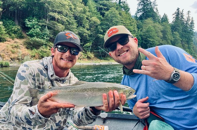 Whitewater Fishing and Rafting Experience in Rogue River - Value, inclusions, and the practical tradeoffs