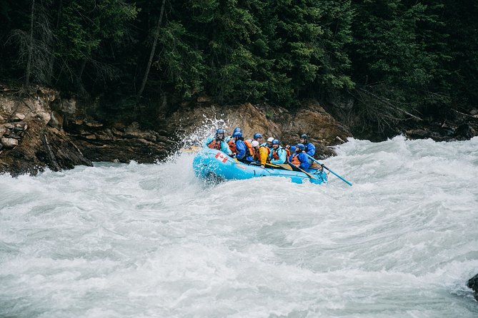 Whitewater Rafting Adventure | Kicking Horse River - The guides shape the quality of the day