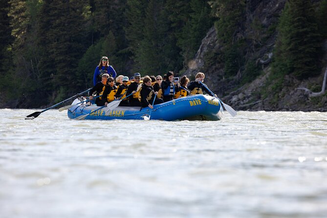 Whitewater Rafting in Jackson Hole : Family Standard Raft - Guides make the difference