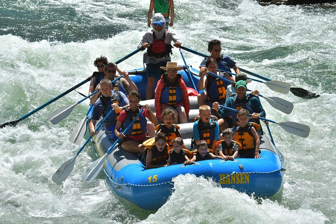 Whitewater Rafting in Jackson Hole : Family Standard Raft - Is the standard raft the right choice?