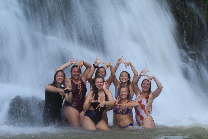 Whitewater Rafting Savegre River Class II & III + Waterfall Break - From Quepos into the mountain country