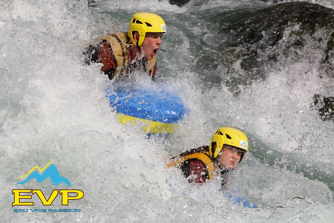 Whitewater swimming (Hydrospeed) on the Durance - The river section and the role of the guide